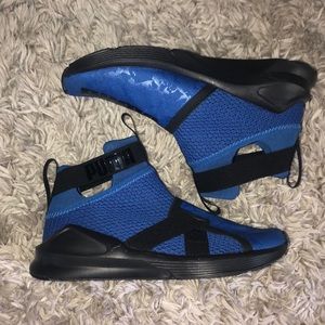 PUMA Fierce Strap Training Shoes - Women’s Sz 7